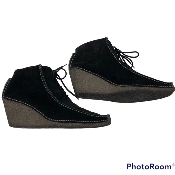 Bronx Shoes Black Suede Lace up Wedge Ankle Boots Square "Snipped" Toe - Picture 1 of 8